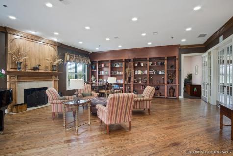 232 Loradale Road Oswego IL 60543