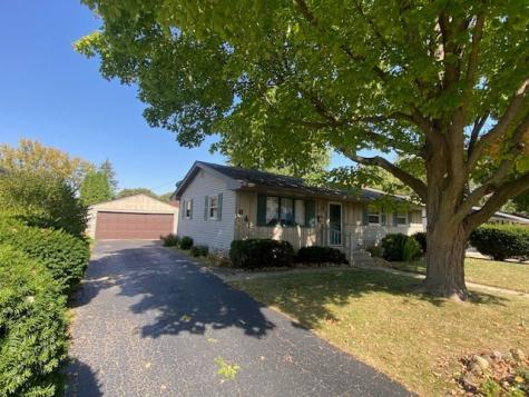 645 West 9th Street Belvidere IL 61008