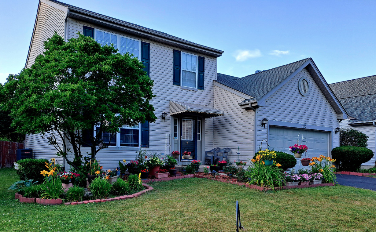 2070 Foxtail Drive Aurora IL 60504