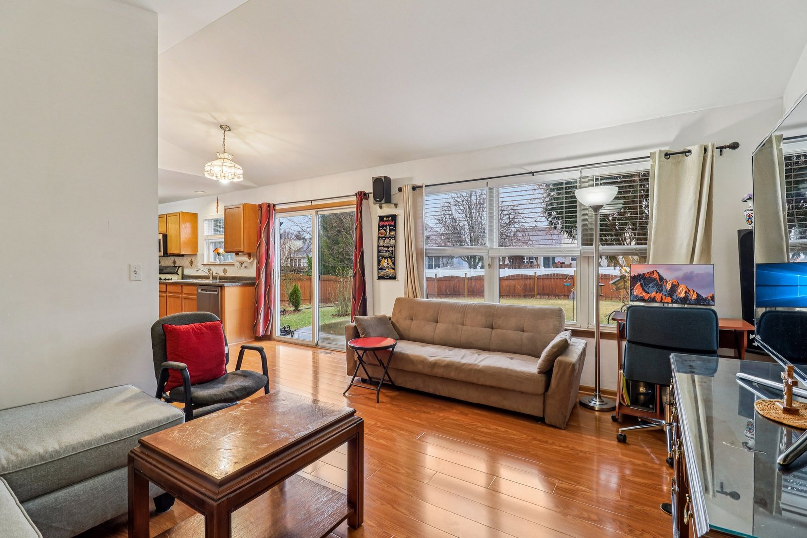2070 Foxtail Drive Aurora IL 60504