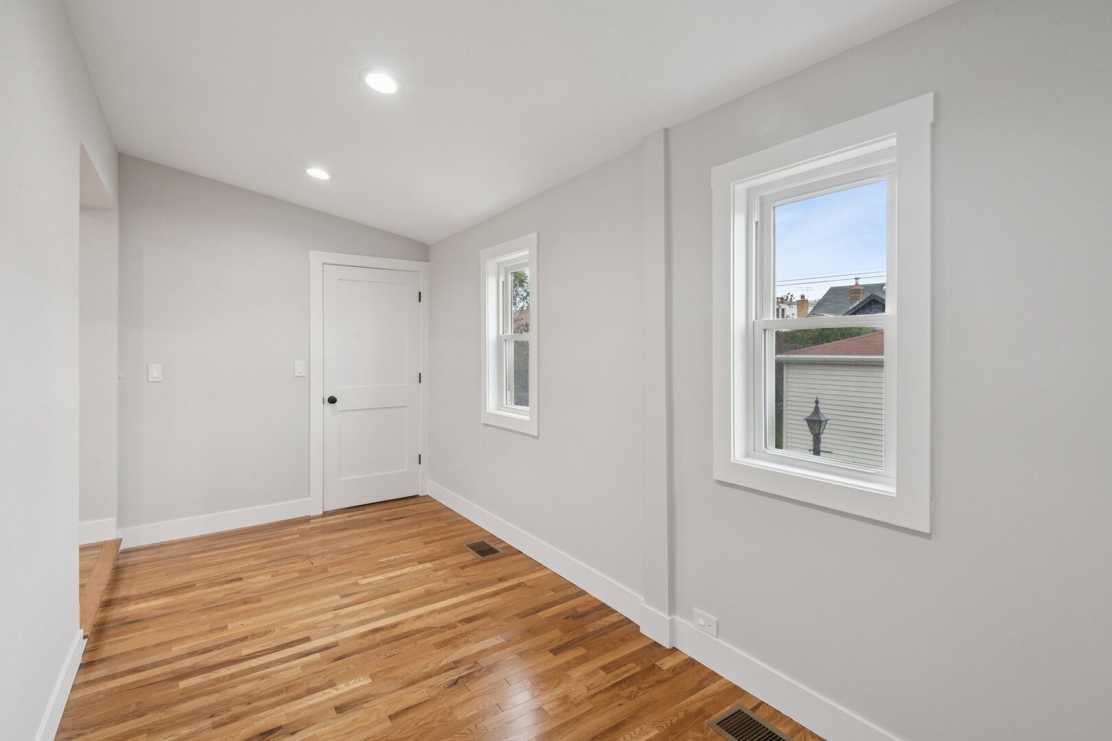 3737 North Cumberland Avenue Chicago IL 60634