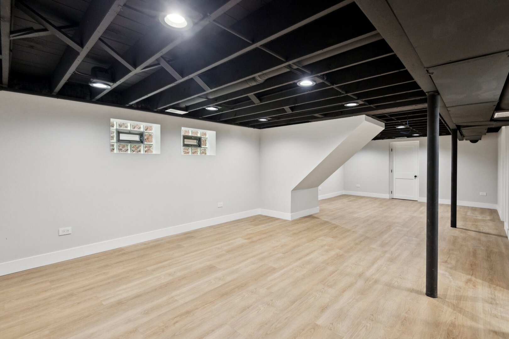 3737 North Cumberland Avenue Chicago IL 60634