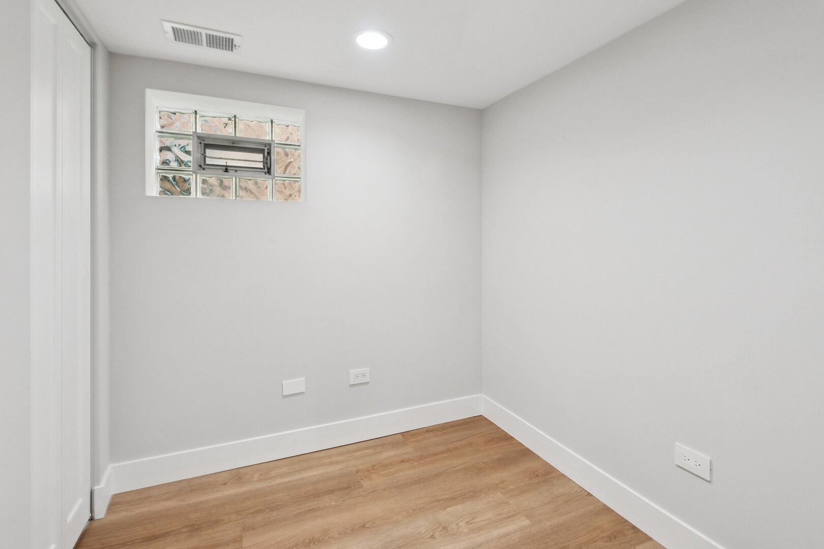 3737 North Cumberland Avenue Chicago IL 60634