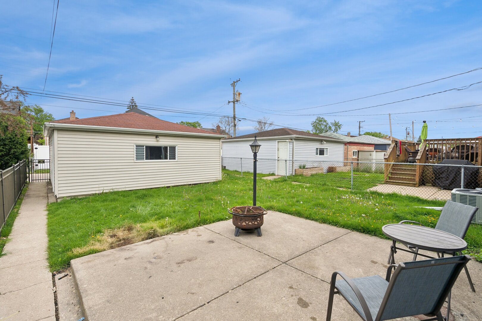 3737 North Cumberland Avenue Chicago IL 60634