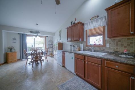 192 Prairie Moon Drive Davis Junction IL 61020