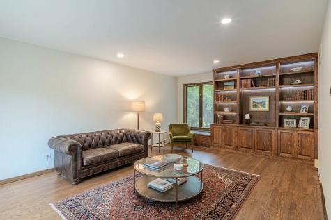 8100 South Park Avenue Burr Ridge IL 60527