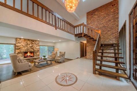8100 South Park Avenue Burr Ridge IL 60527