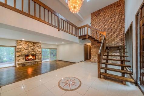 8100 South Park Avenue Burr Ridge IL 60527