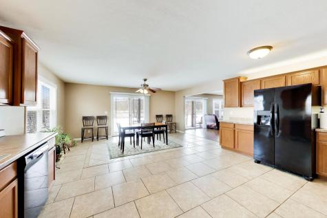 1715 West River Street Dixon IL 61021