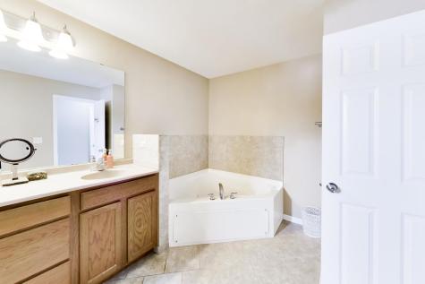 1715 West River Street Dixon IL 61021