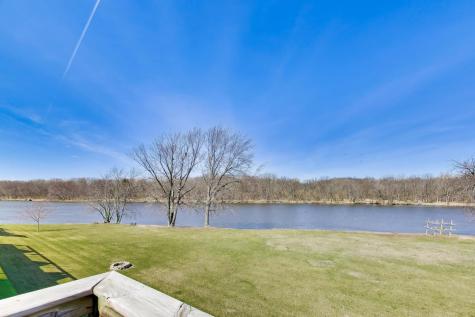 1715 West River Street Dixon IL 61021