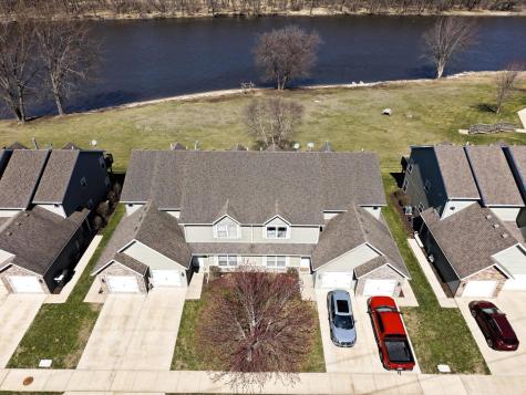 1715 West River Street Dixon IL 61021