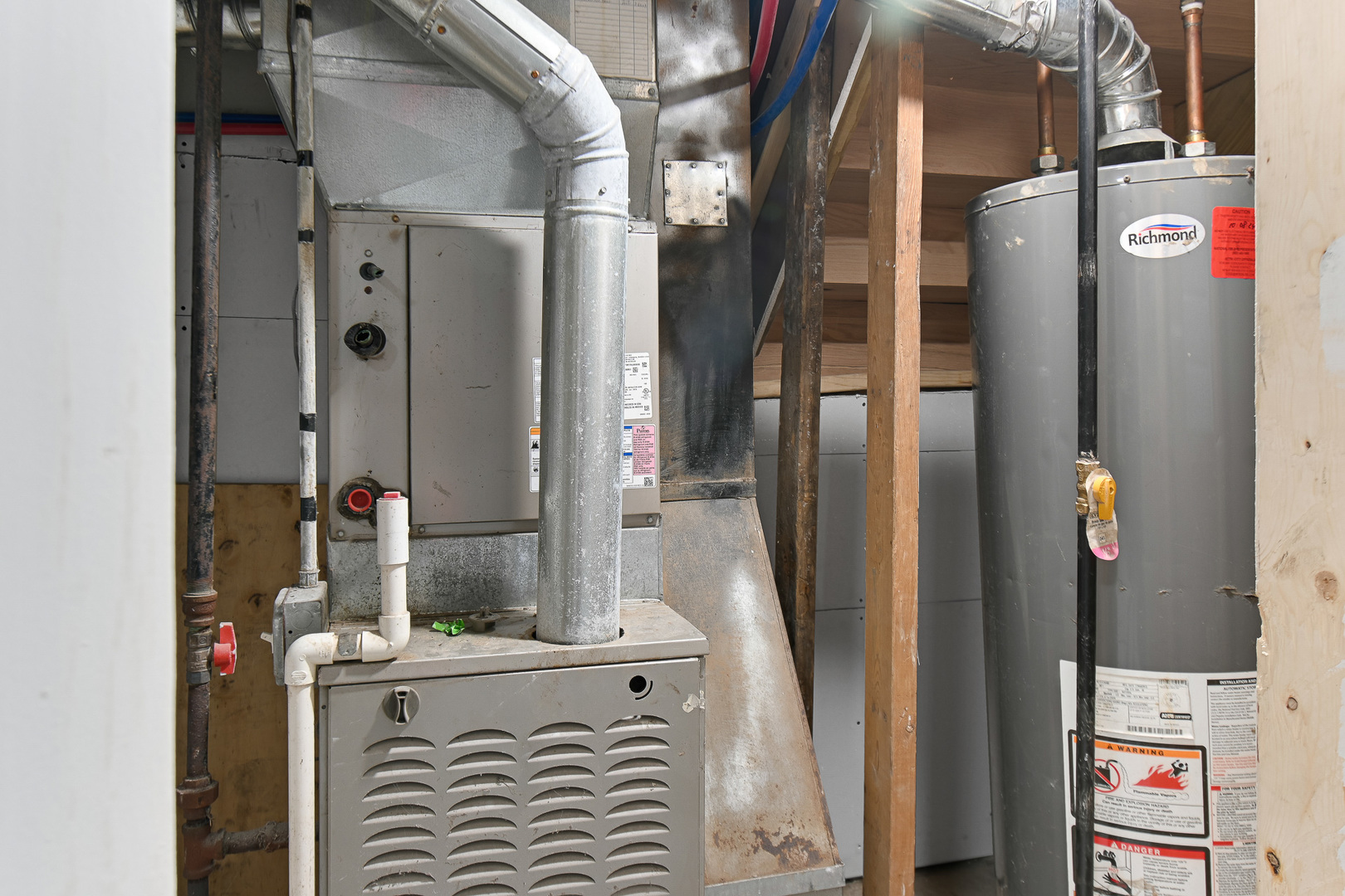 13240 South Saint Lawrence Avenue Chicago IL 60827