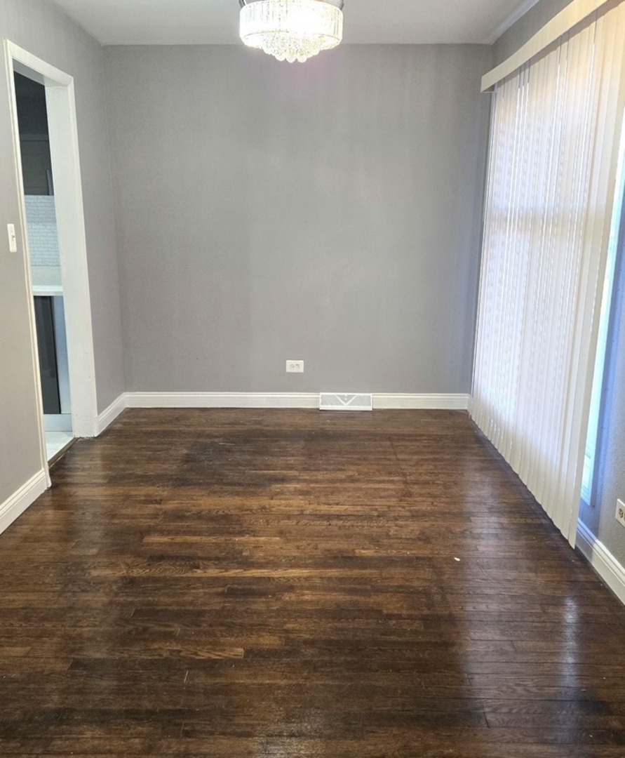 13240 South Saint Lawrence Avenue Chicago IL 60827