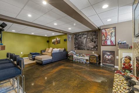 326 Bellevue Drive Round Lake Park IL 60073