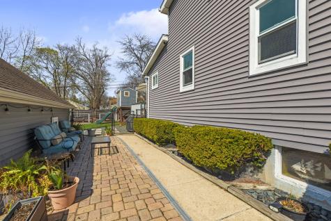 326 Bellevue Drive Round Lake Park IL 60073