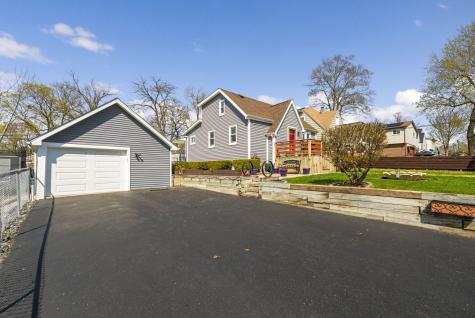 326 Bellevue Drive Round Lake Park IL 60073