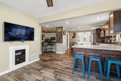 326 Bellevue Drive Round Lake Park IL 60073