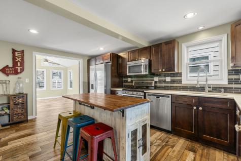 326 Bellevue Drive Round Lake Park IL 60073