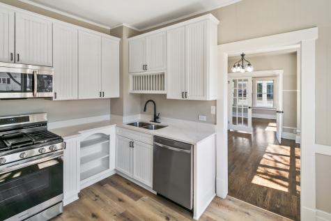 16816 South Park Avenue South Holland IL 60473