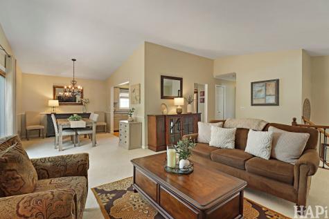 38 Chelsea Lane Cary IL 60013