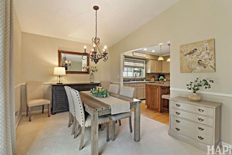 38 Chelsea Lane Cary IL 60013