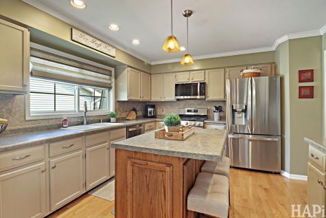 38 Chelsea Lane Cary IL 60013