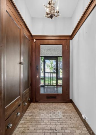 130 Gale Avenue River Forest IL 60305