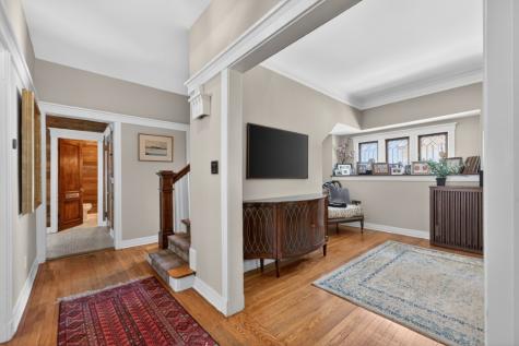 130 Gale Avenue River Forest IL 60305