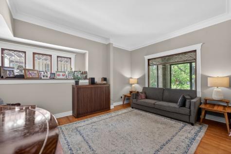 130 Gale Avenue River Forest IL 60305