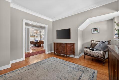 130 Gale Avenue River Forest IL 60305