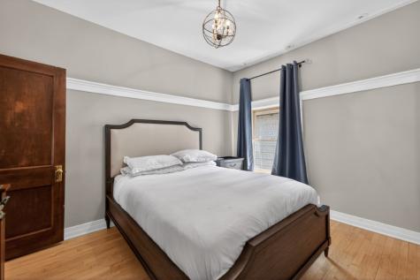 130 Gale Avenue River Forest IL 60305