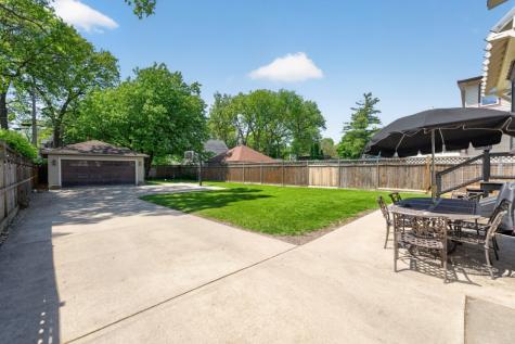 130 Gale Avenue River Forest IL 60305