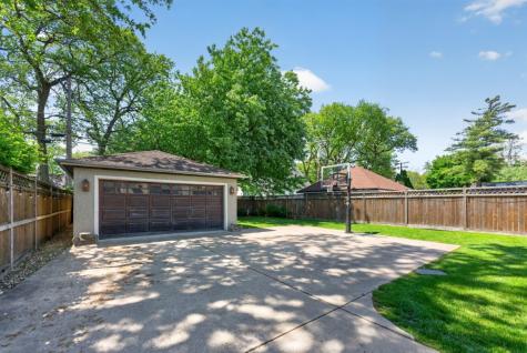 130 Gale Avenue River Forest IL 60305