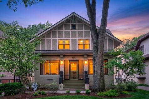 130 Gale Avenue River Forest IL 60305