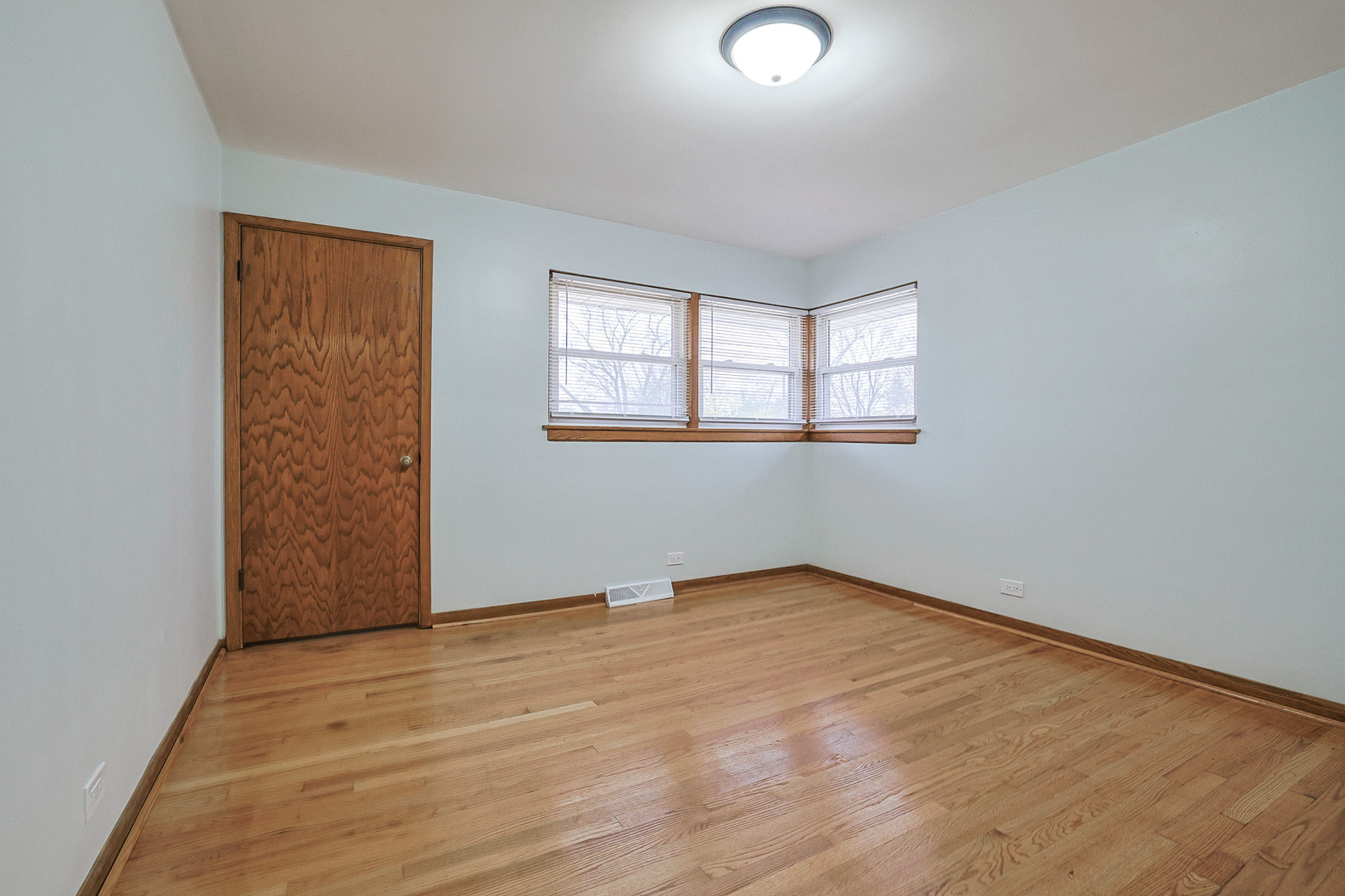 2 North Wisconsin Avenue Addison IL 60101