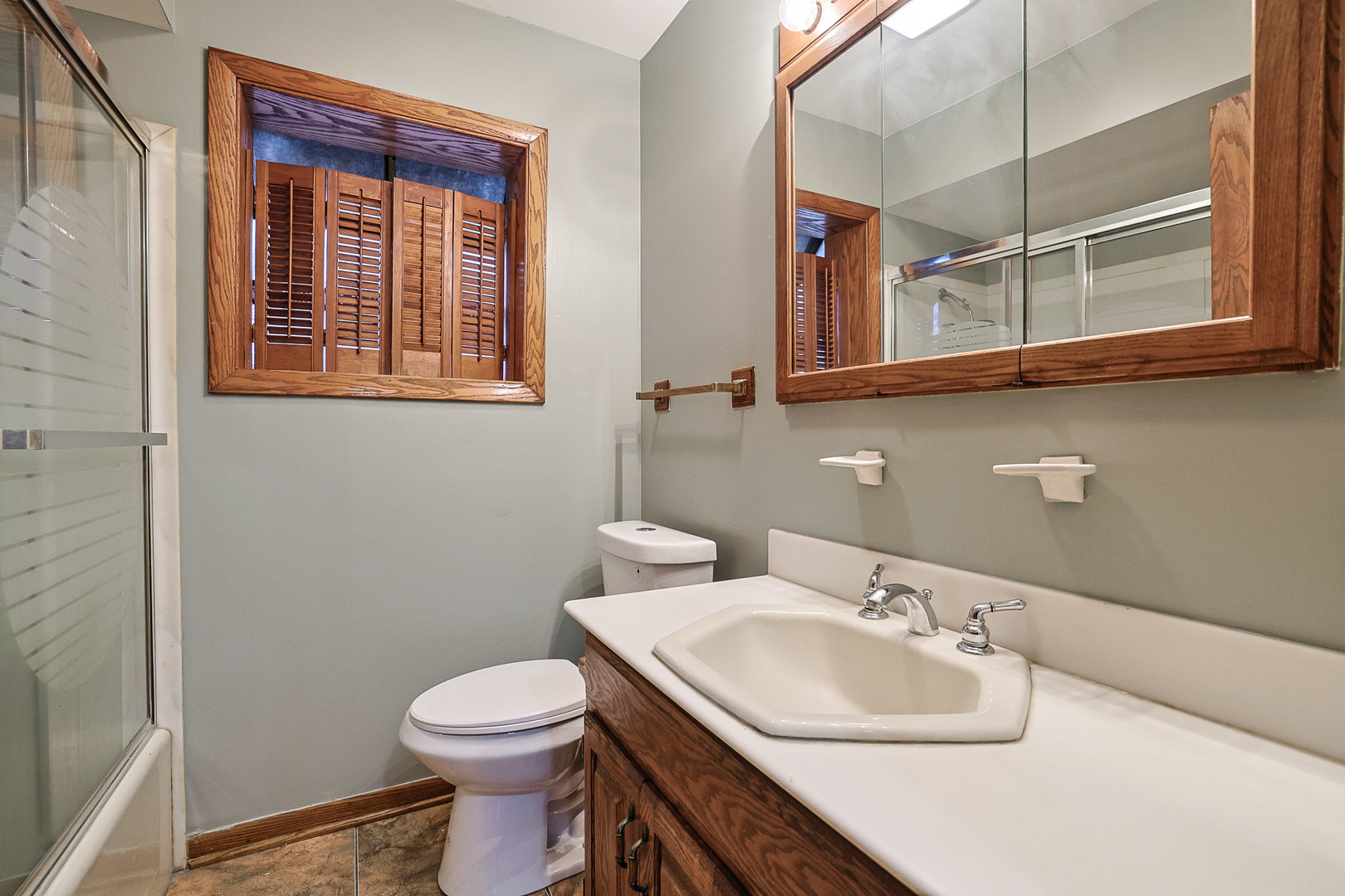 2 North Wisconsin Avenue Addison IL 60101