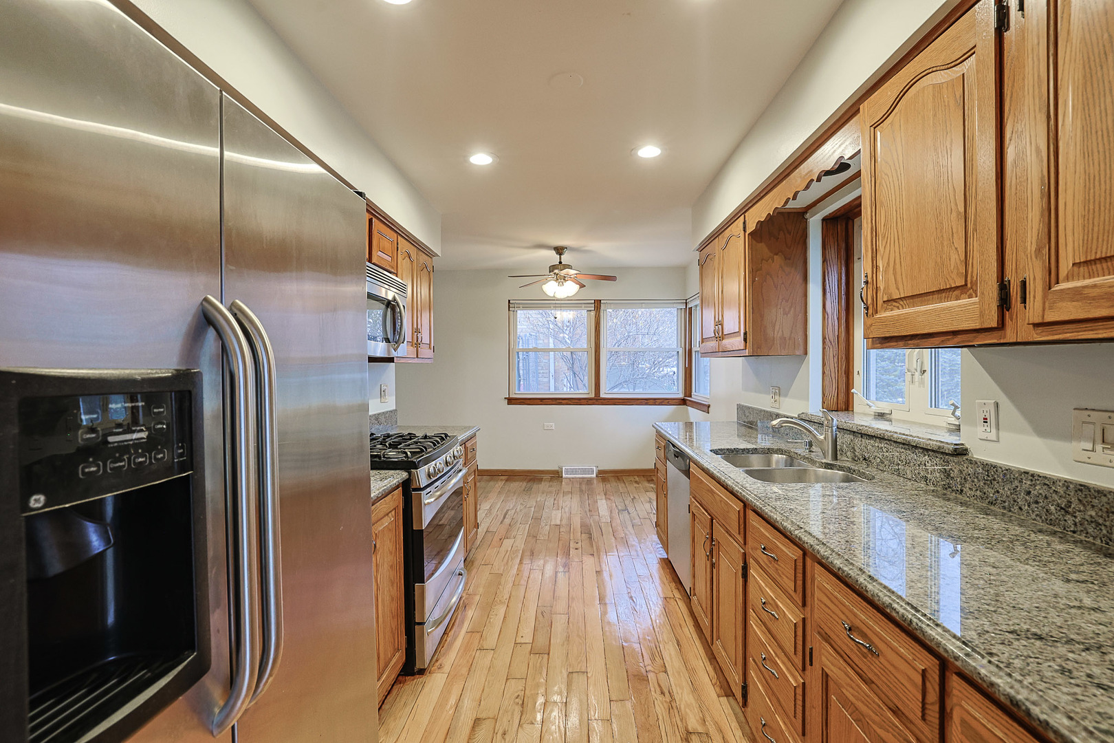 2 North Wisconsin Avenue Addison IL 60101