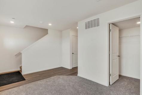 424 Lakeshore Court St. Charles IL 60174