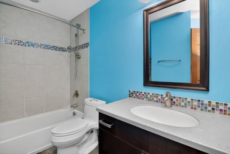1694 Hampshire Drive Elk Grove Village IL 60007