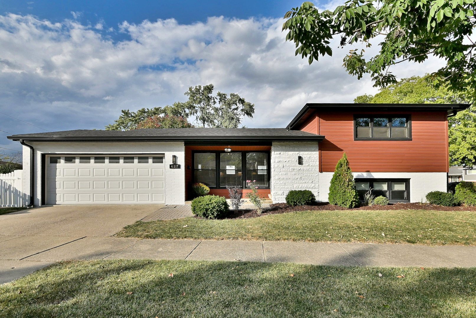 427 East Adams Street Elmhurst IL 60126