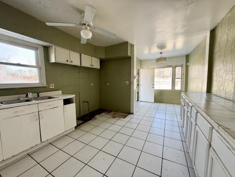 7741 South Oglesby Avenue Chicago IL 60649