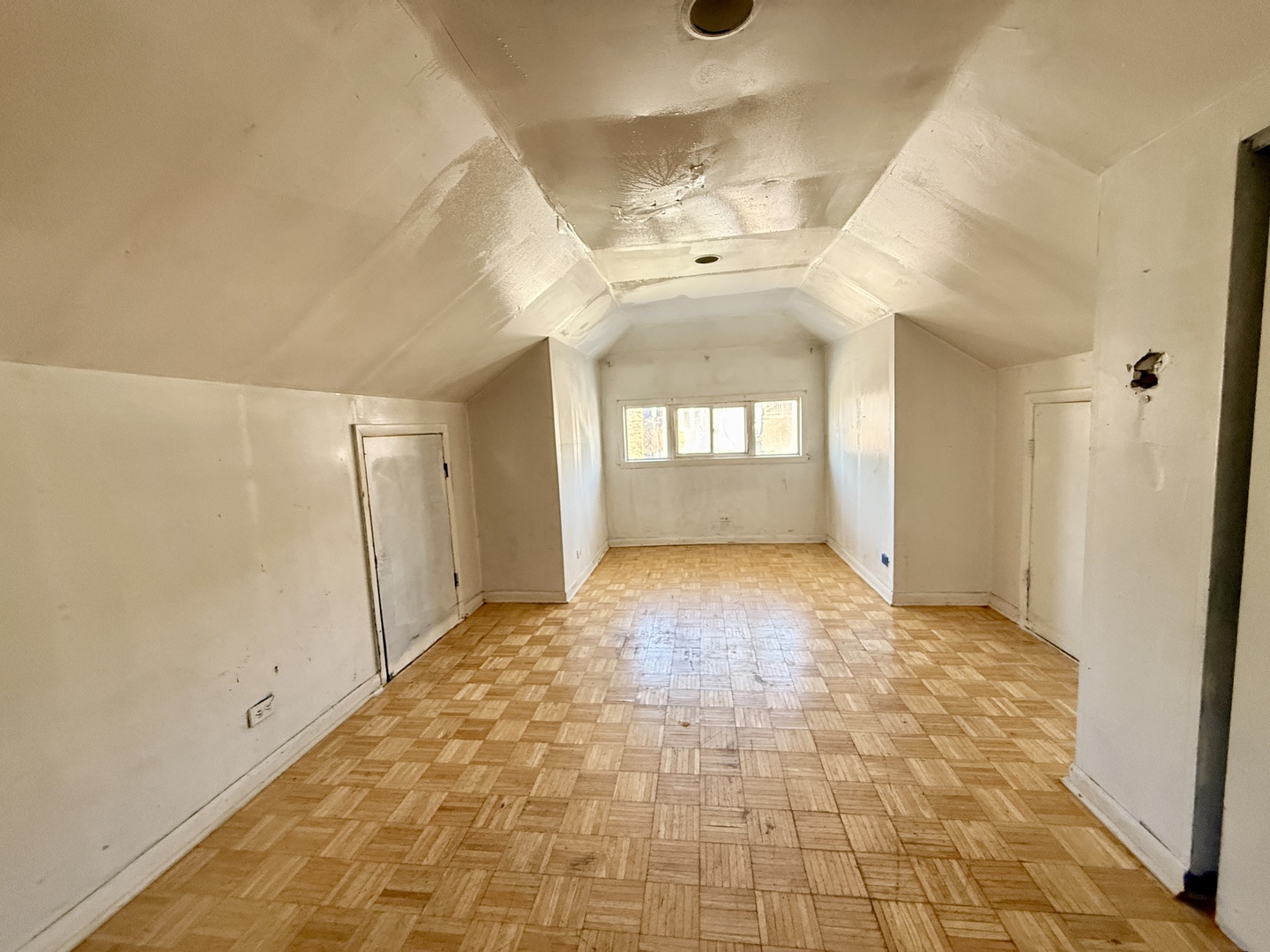 7741 South Oglesby Avenue Chicago IL 60649