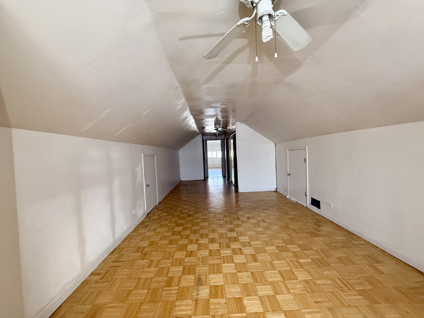 7741 South Oglesby Avenue Chicago IL 60649