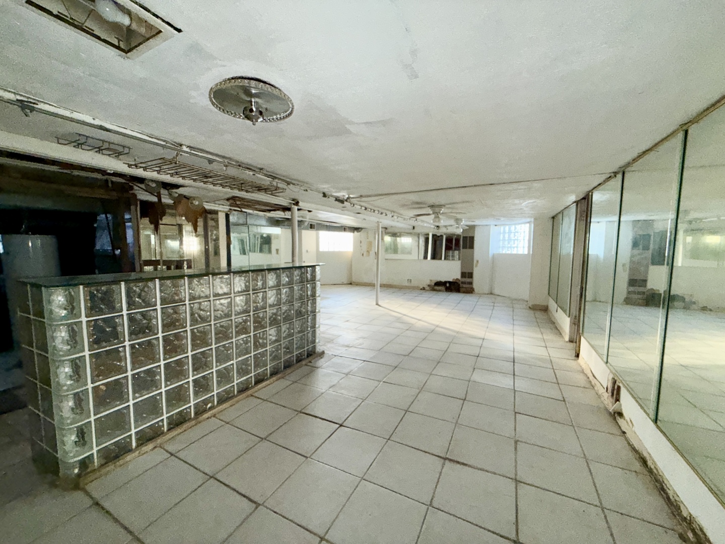 7741 South Oglesby Avenue Chicago IL 60649