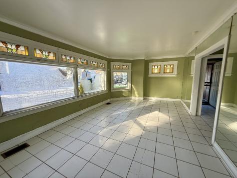 7741 South Oglesby Avenue Chicago IL 60649