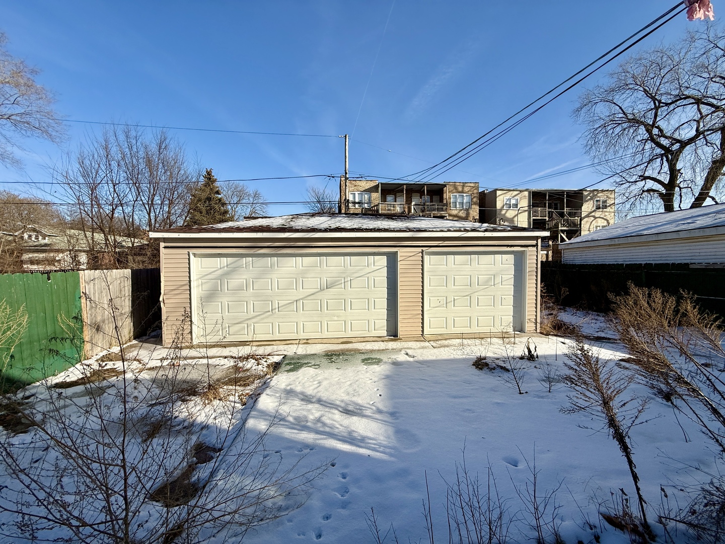 7741 South Oglesby Avenue Chicago IL 60649