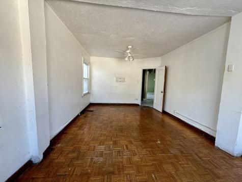 7741 South Oglesby Avenue Chicago IL 60649
