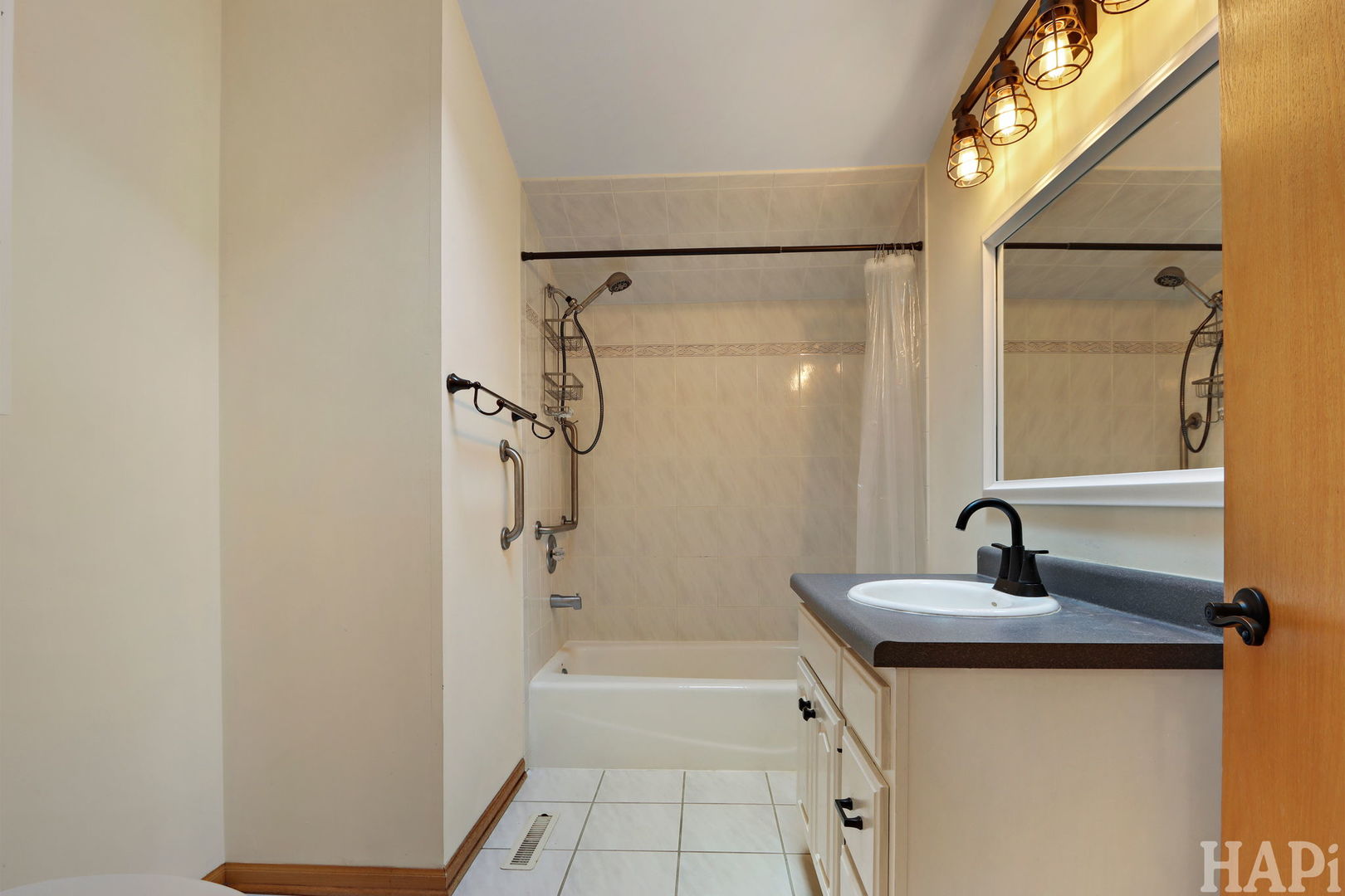 22719 West Silver Lake Avenue Antioch IL 60002