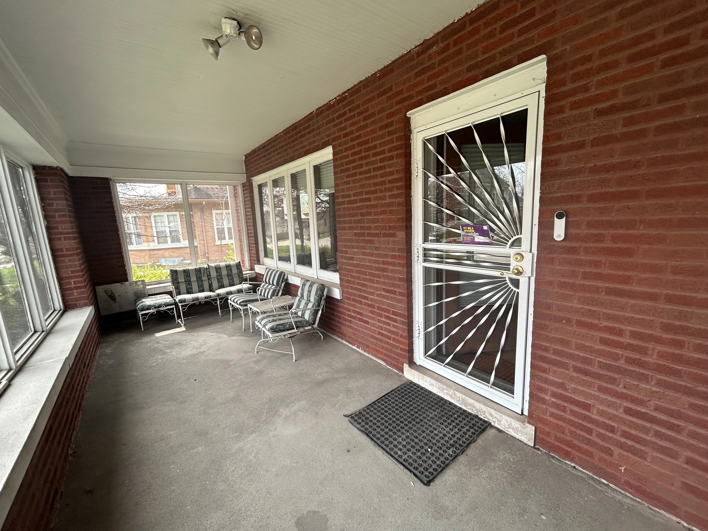 9432 South Pleasant Avenue Chicago IL 60643